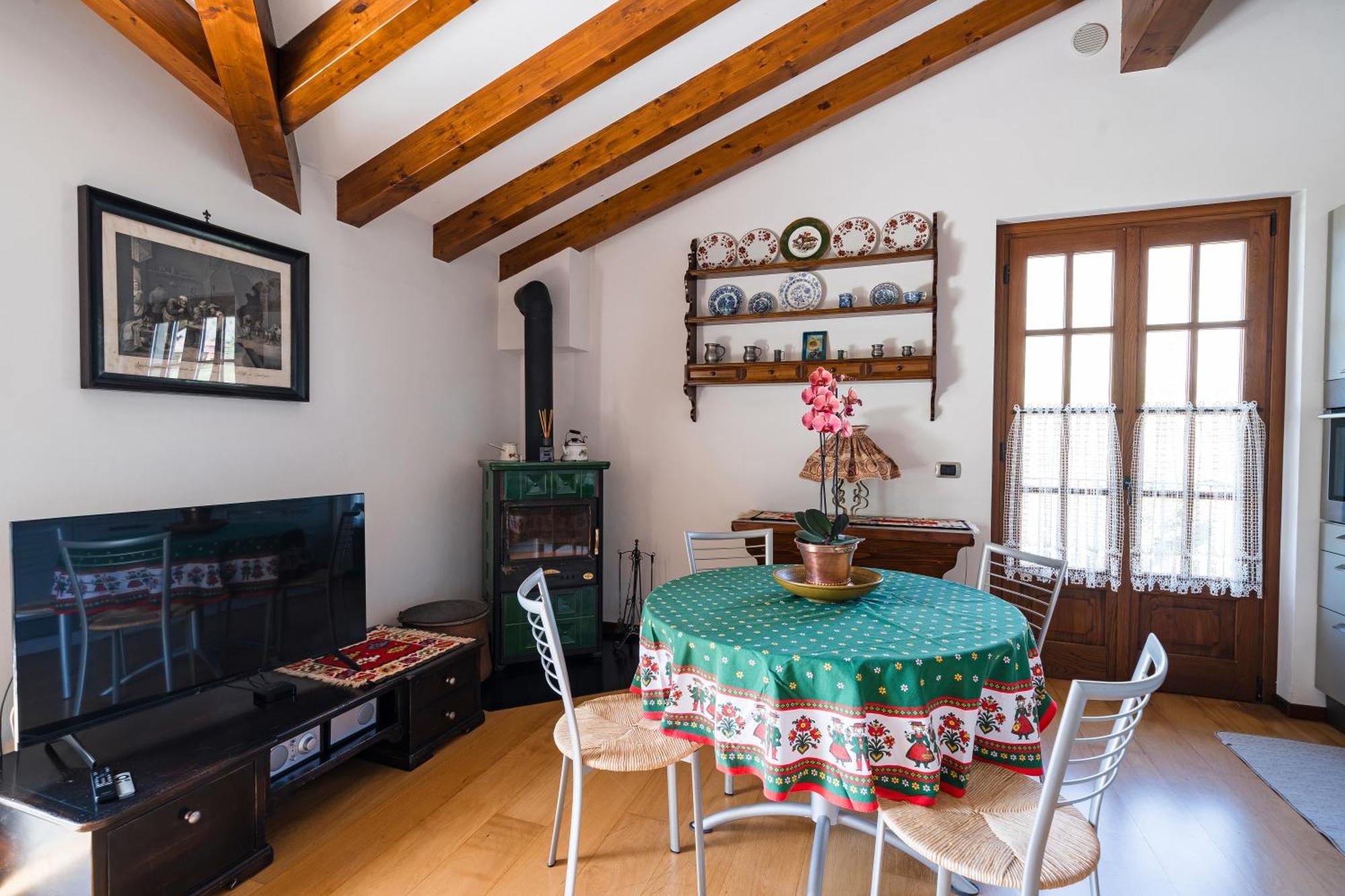 Alveluu Ristorante E Suites Tremezzo Bagian luar foto